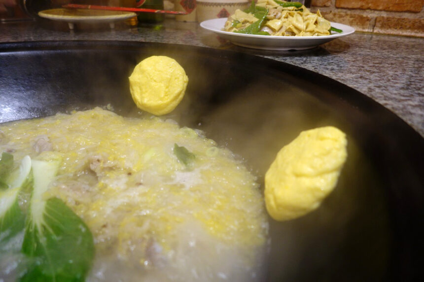 Nishikawaguchi, Saitama "Touki Tetsunabe Don (滕記鉄鍋炖)" Chinese Regional Cuisine