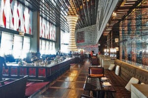 Hongkon_Ritz-Carlton-the-Lounge-Bar