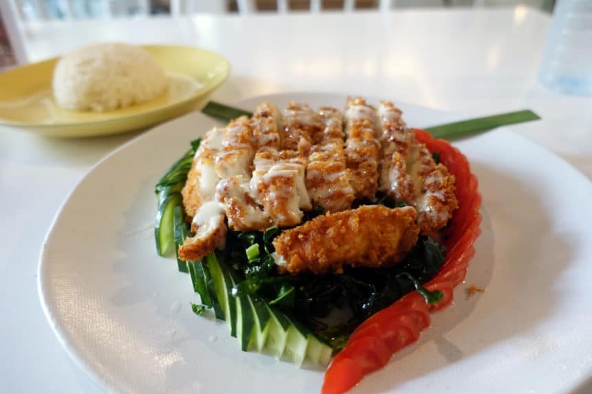 タイ・チェンマイ『アジアン ルーツ レストラン＆カフェ（Asian Roots Restaurant & Cafe）』モダン・タイ料理