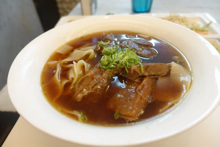 台湾・台北『天下三絶（テンシャーサンジュエ）』牛肉麺