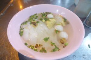『Lim Lao Ngow (China Town)／リムラオゴウ』中国麺