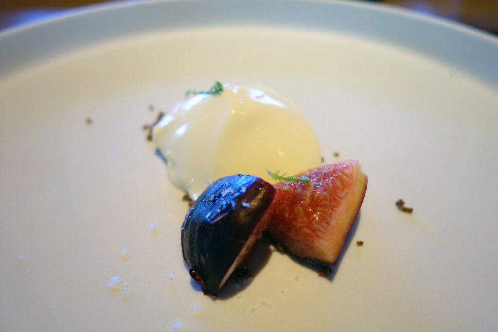 新潟・糸魚川市『mûrir （ミュリール）』創作料理：フレンチ ノンアル たんぽぽとレモンのシロップ いちごのシロップ 姫
