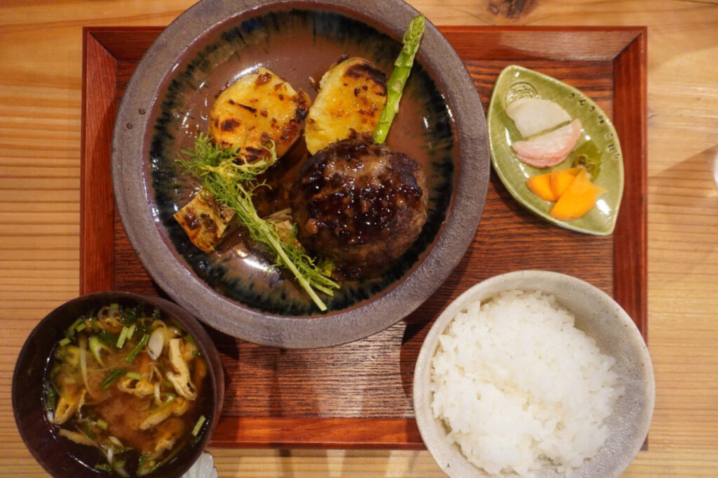 長谷『山肴野蔌（さんこうやそく）／食堂 野山（しょくどうのやま）』ジビエ・山菜料理