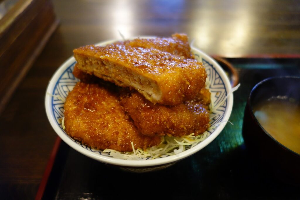 伊那市駅『門・やません』ソースかつ丼