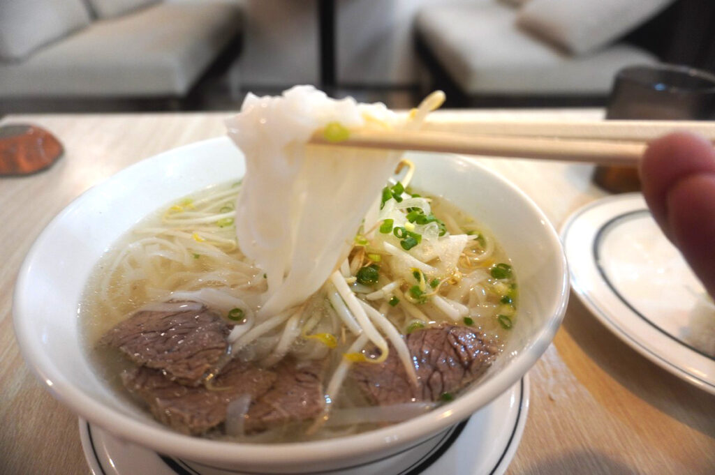 伊那北駅『ミン チャウ クァン（MINH CHÂU QUÁN）』ベトナム料理